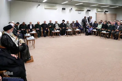 دیدار دست‌اندرکاران کنگره ملی ۶۲۰۰ شهید استان مرکزی با رهبر انقلاب