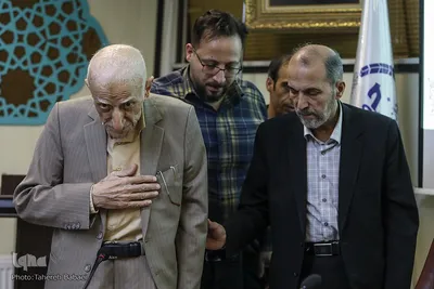 نشست لبیک جامعه قرآنی به ندای قدس