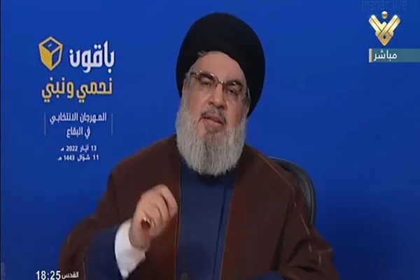 الصحفية 