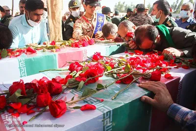 تشییع پیکرهای پاک و مطهر دو شهید گمنام دوران دفاع مقدس در مجتمع فرهنگی ورزشی فجر سپاه اهواز