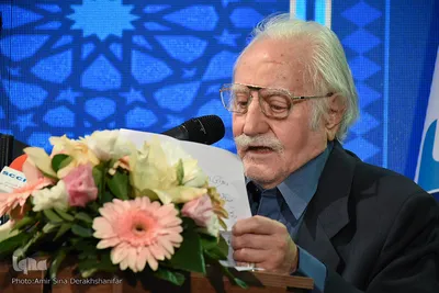 محمود فرشچیان در آيين گشايش دانشگاه هنرهای اسلامی-ايرانی استاد فرشچيان