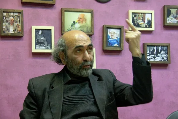 کلاس‌های فلسفه و عرفان با تدریس نصرالله حکمت برگزار می‌شود