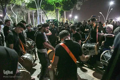 آیین شام غریبان در گلستان شهدای اصفهان‎