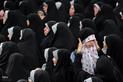 دیدار هزاران نفر از بسیجیان با رهبر انقلاب