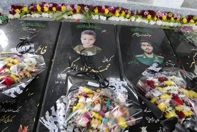 دیدار خانواده شهید سرافراز وطن، «مهدی بازگیر» رفت