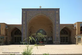 مسجد رحیم خان اصفهان؛ نگین فیروزه‌ای دوره قاجار