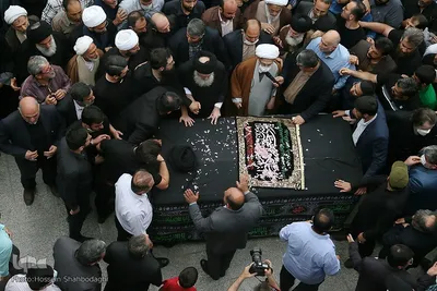 Ayatollah Fateminia in Qom beigesetzt
