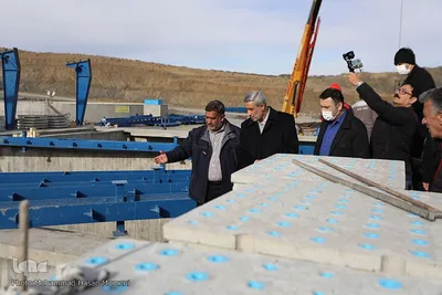 بازدید استاندار از تصفیه خانه پروژه آبرسانی به همدان