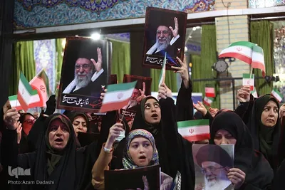 تجمع حماسی بانوان قزوینی در سوگ رهبر شهید