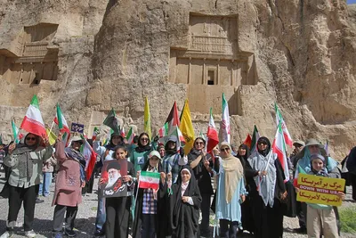 بزرگداشت سالگرد سفر رهبر شهید انقلاب به استان فارس