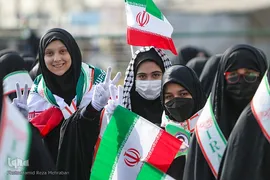 جشن پیروزی انقلاب اسلامی در میدان آزادی