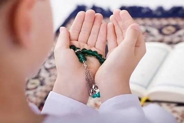 مَنْ حَسُنَتْ مَساعيهِ طابَتْ مَراعيهِ
