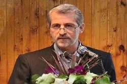 أكاديمي إیراني: الحج يمهّد إلى الدبلوماسية السياسية بين المسلمين
