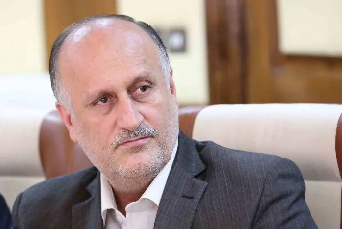 دریافت ارز همراه حجاج به مدیران کاروان‌ها واگذار شد/ زائران به بانک‌ها مراجعه نکنند