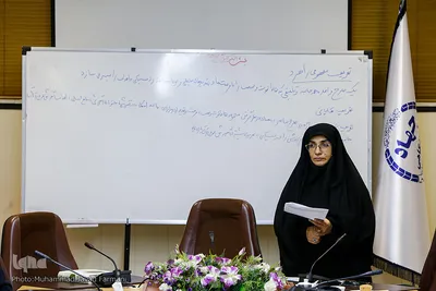 نشست بررسی تعیین راهبردهای ارتقاء آموزش عمومی قرآن کریم
