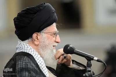 حضرت آیت‌الله خامنه‌ای، رهبر انقلاب اسلامی