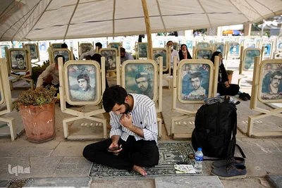 مراسم دعای عرفه در گلستان شهدای اصفهان