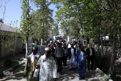 بازدید متسابقین خارجی از بیت امام خمینی(ره)