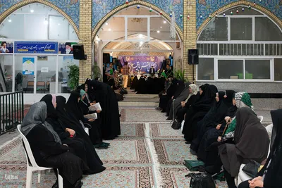 محفل انس با قرآن به یاد شهدای خدمت در اصفهان
