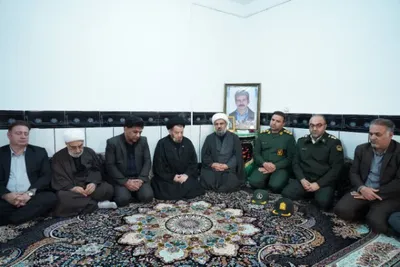 دیدار با خانواده ۳ شهید جنگ رمضان در پلدختر