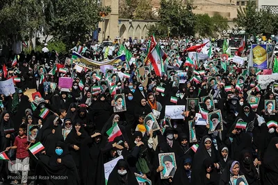 راهپیمایی و گردهمایی «بانوان فاطمی» در شیراز