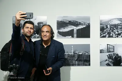 افتتاح نمایشگاه عکس های آلفرد یعقوب زاده با عنوان «زیتون‌های زخمی»