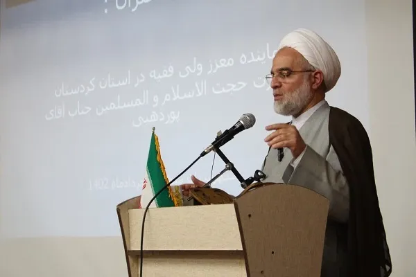 خدمت بی‌منت به مردم؛ رسالت اصلی مسئولان