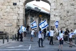 Zionistisches Regime genehmigte Flaggenmarsch in Altstadt von Quds