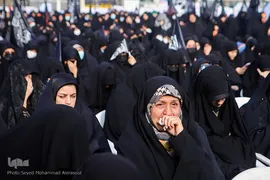 تشییع پیکرهای ۱۲ شهید گمنام در مشهد مقدس