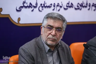 سیدحمیدرضا طیبی، رئیس جهاددانشگاهی در مراسم امضای تفاهم نامه همکاری بین جهاددانشگاهی و وزارت فرهنگ و ارشاد اسلامی