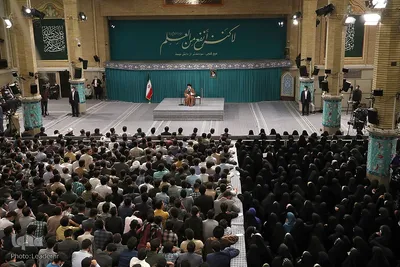دیدار رمضانی جمعی از دانشجویان با رهبر معظم انقلاب
