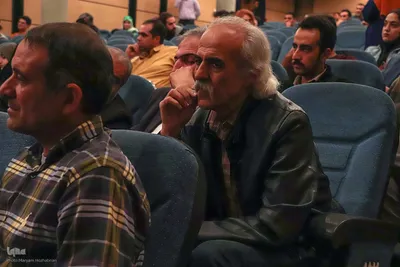 نشست صمیمانه ریاست سازمان سینمایی کشور با هنرمندان و فعالان سینمایی استان فارس