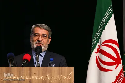 عبدالرضا رحمانی فضلی، وزیر کشور در همایش تجلیل از یاوران چهملین سالگرد پیروزی انقلاب