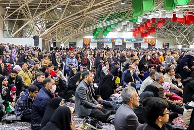 مراسم تحویل سال نو درگلستان شهدای اصفهان