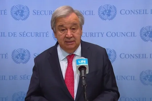 Guterres expressa solidariedade com os muçulmanos enquanto a ONU falha em impedir a profanação do Alcorão
