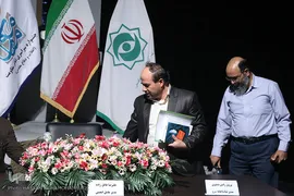 نشست رسانه ای مدیر عامل انجمن تئاتر انقلاب و دفاع مقدس