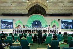 Para Pejabat Tidak Melepaskan Kesempatan Mendengarkan Alquran
