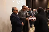 معلمان در خط مقدم جهاد تبیین هستند
