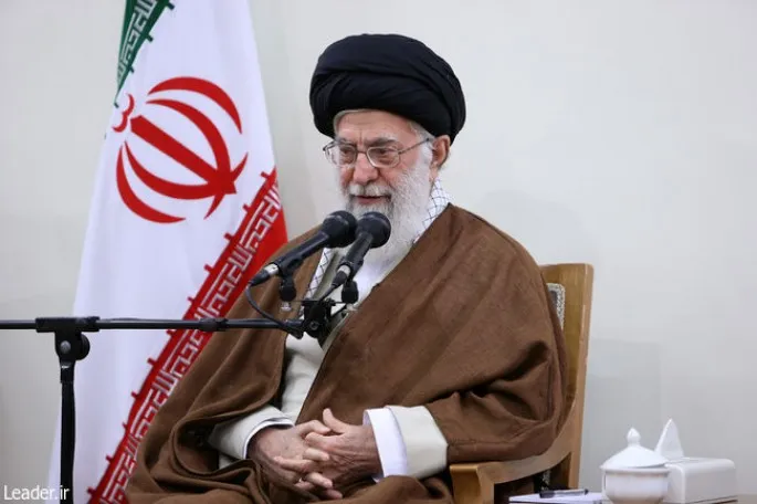 Kiongozi asisitiza kusaidiwa walioathirika na tetemeko la ardhi Iran