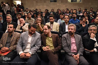 رونمایی از تازه ترین کتاب فاضل نظری
