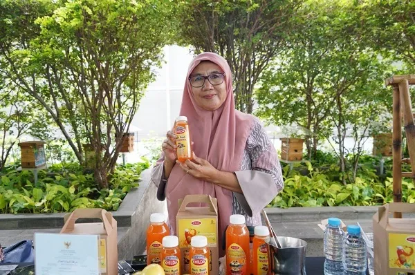 Une entreprise de sirops faits maison obtient la certification halal en Indonésie
