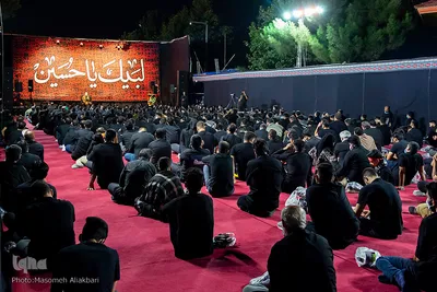 مراسم شب عاشورای حسینی (ع) در دانشگاه آزاد کرج