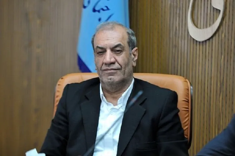 انتقال مشكلات بازنشستگان برای رفع آن‌ها به افراد مختلف به صلاح نیست