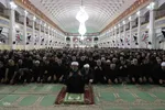 حضور رییس جمهور دکتر پزشکیان در نماز ظهر عاشورا  در تبریز