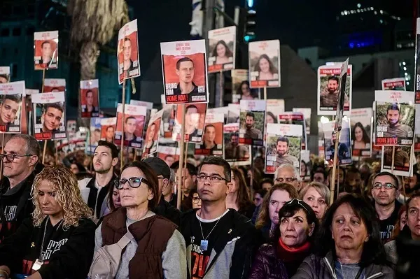 از تظاهرات شهرک‌نشینان برای پایان دادن به جنگ غزه تا زخمی شدن 9 نظامی صهیونیست