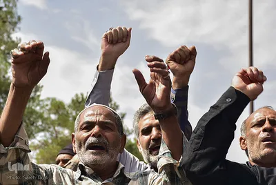 راهپیمایی نمازگزاران کرمانی علیه جنایات آل سعود