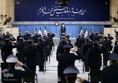 دیدار فرماندهان و کارکنان نیروی هوایی ارتش با رهبر انقلاب