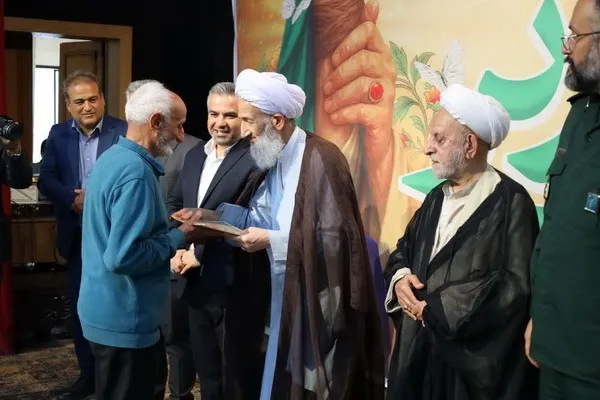 تجلیل از پیرغلامان حسینی در قائمشهر
