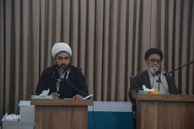 نشست علمی تبیین حقایق و ارزش‌های انقلاب در تبریز