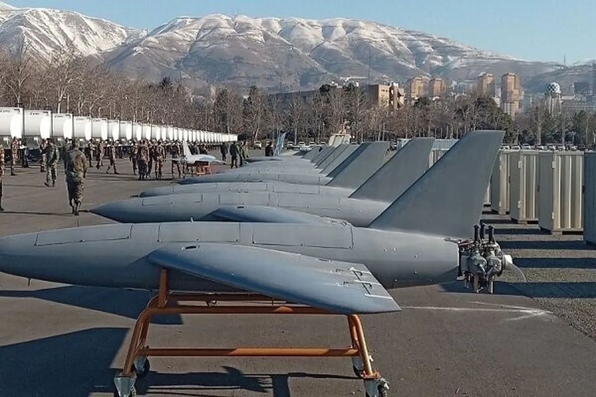 Iran Perkuat Militer dengan Tank, Lapis Baja, dan Drone Canggih